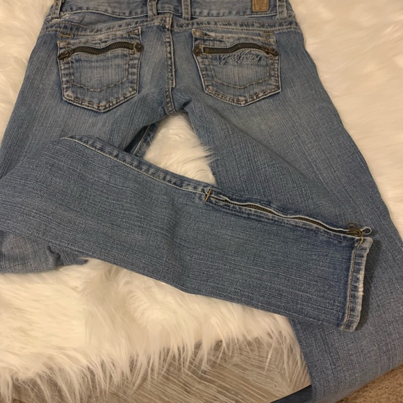 Guess jeans ❤️ my absolute favorite ❤️ - Picture 5 of 8